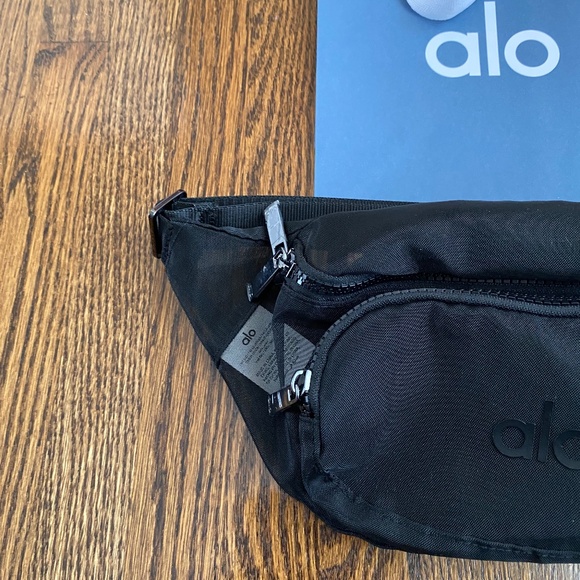 NWT ALO Sheer Fanny Pack - Black - Picture 4 of 12